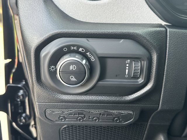 New 2026 Jeep Gladiator Sport AWD/4WD image 22