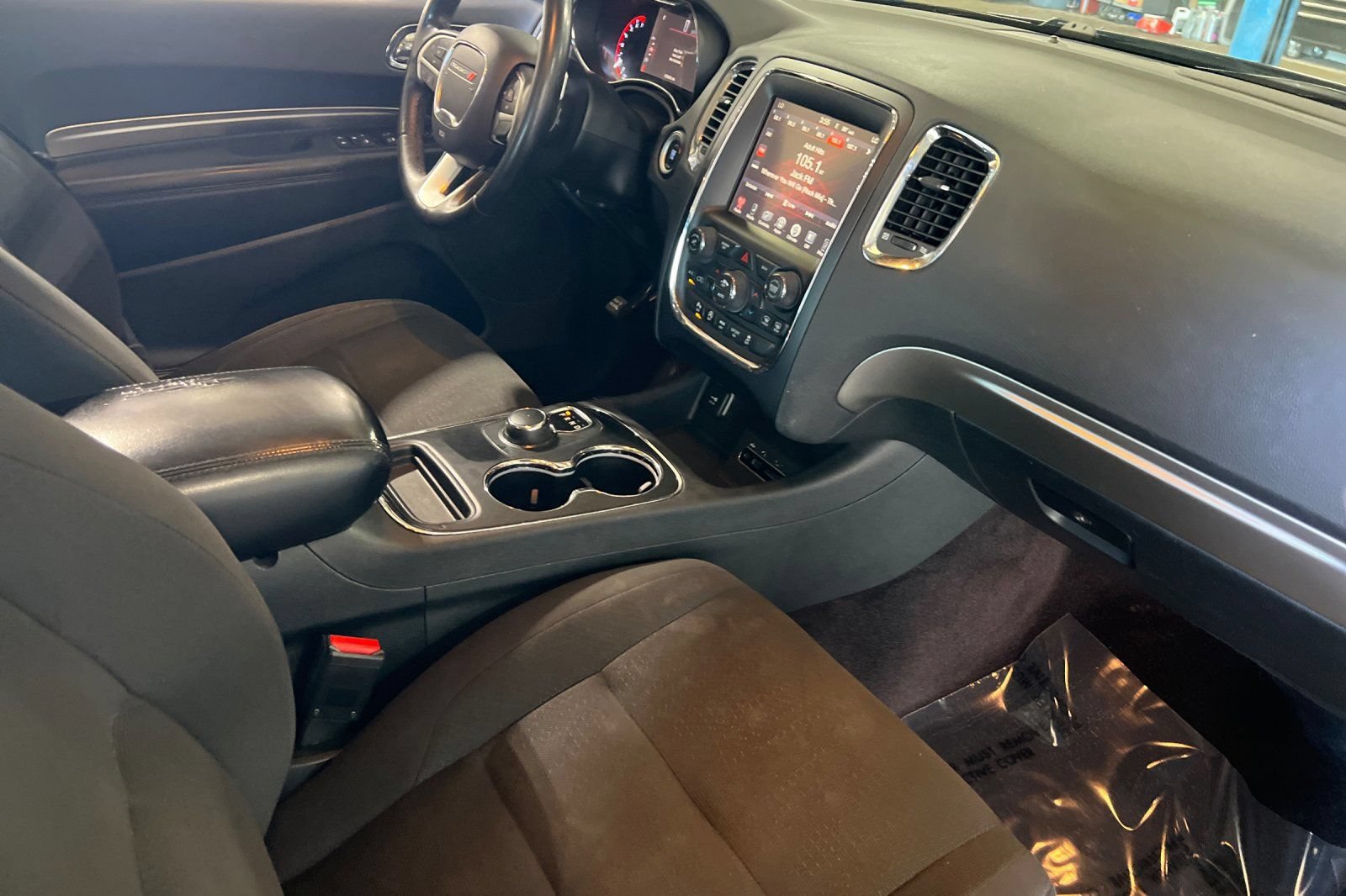 Used 2016 Dodge Durango SXT w/ Quick Order Package 23B AWD/4WD image 17