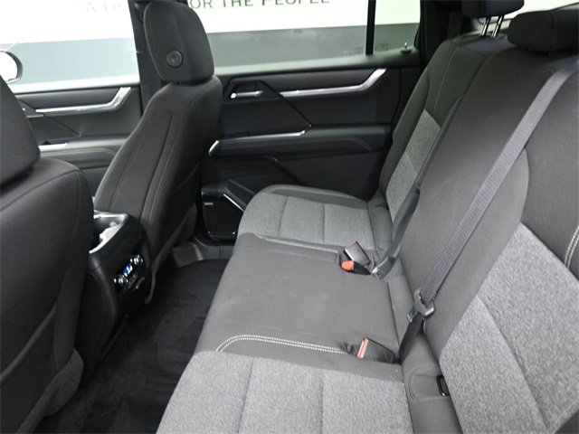 Used 2025 GMC Acadia Elevation image 23