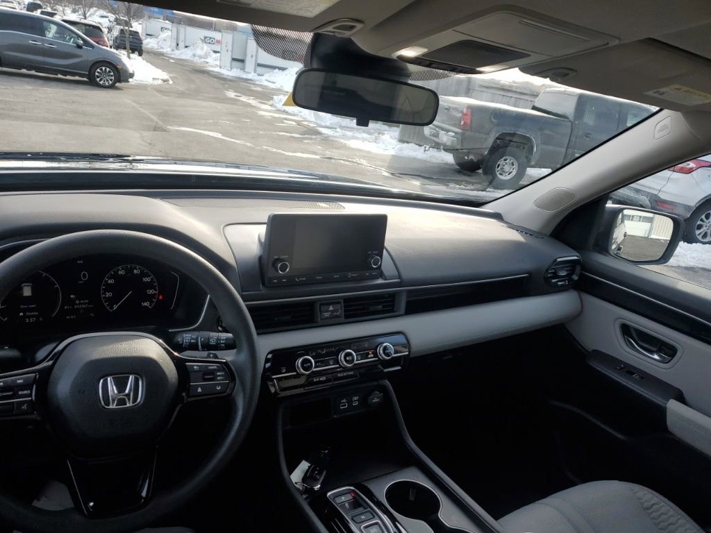 Certified 2024 Honda Pilot LX image 26