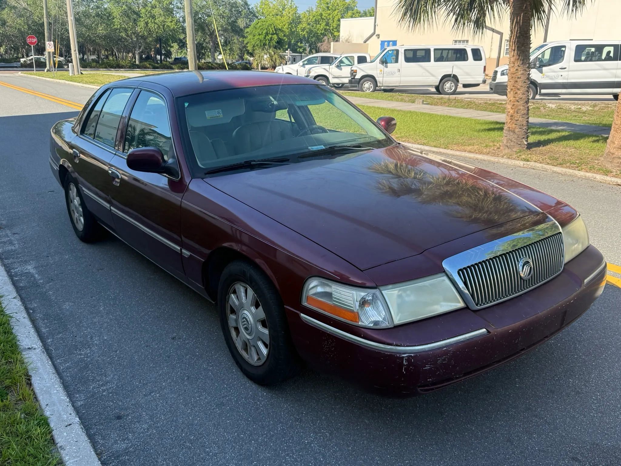 Used 2004 Mercury Grand Marquis LS RWD image 3