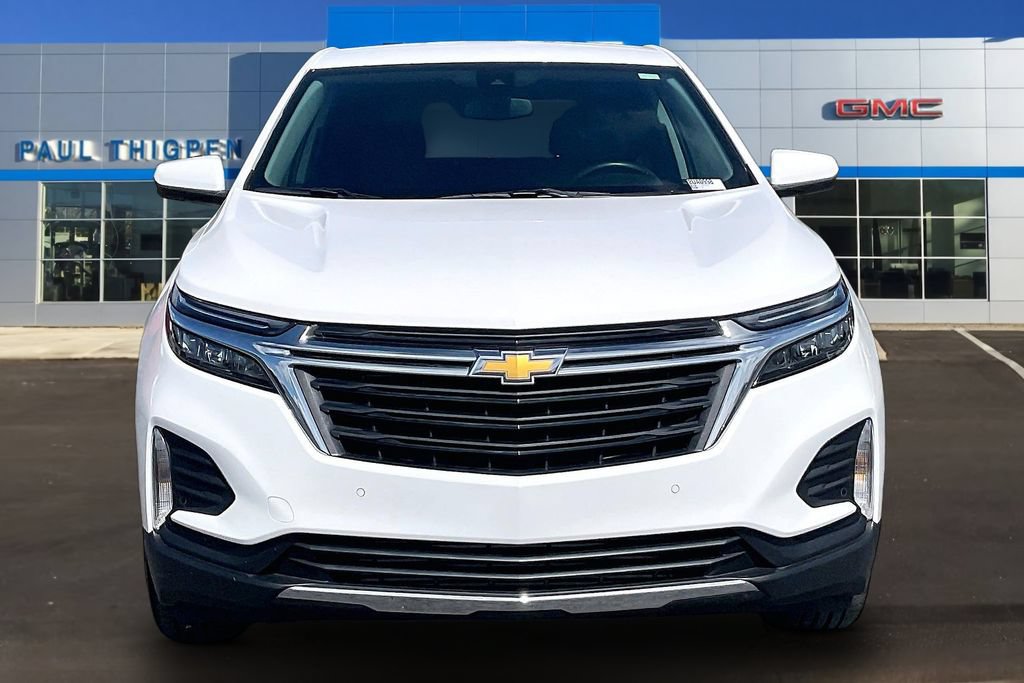 Used 2024 Chevrolet Equinox LT w/ Driver Convenience Package AWD/4WD image 2