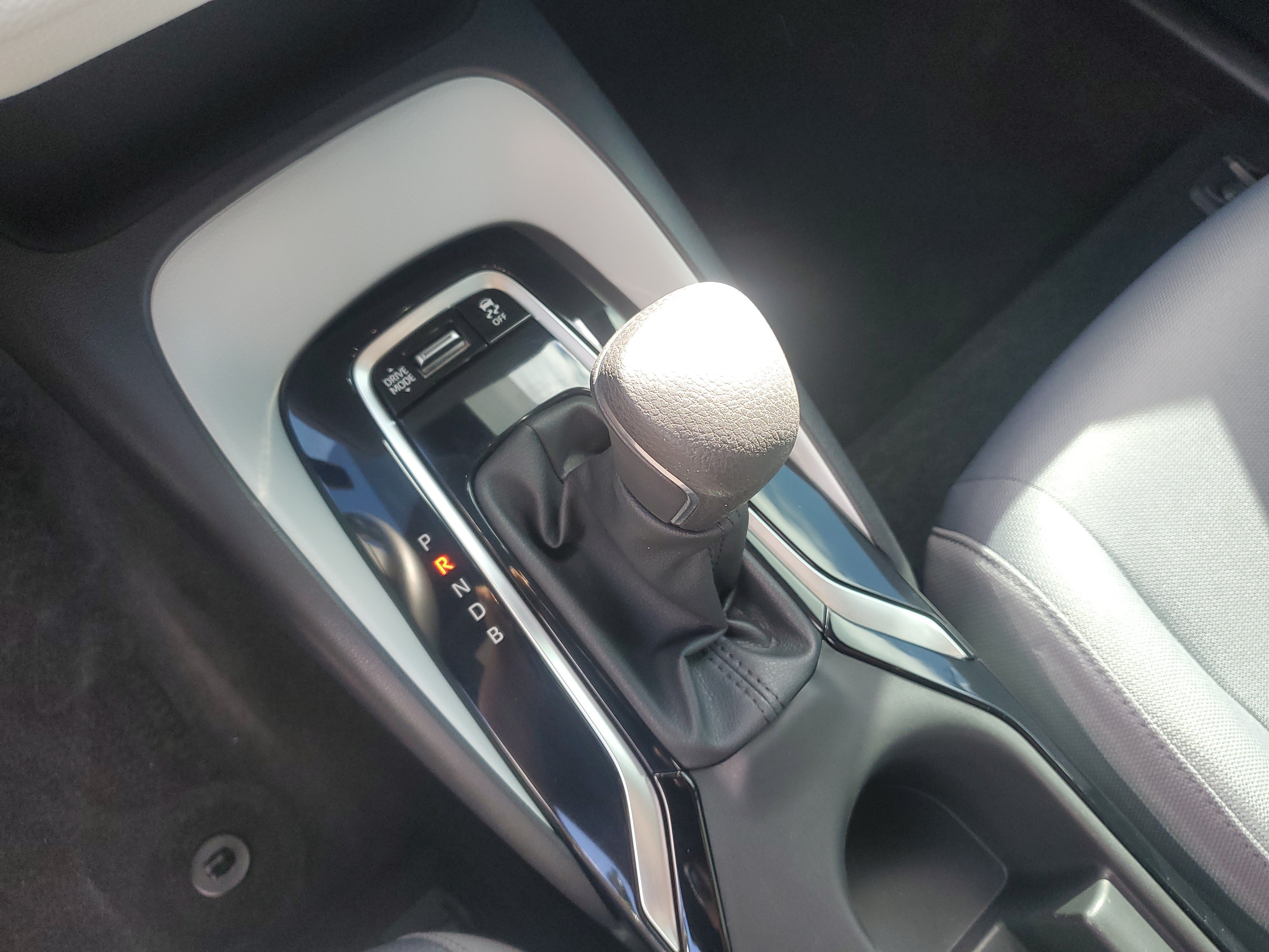 Used 2023 Toyota Corolla SE w/ SE Premium Package FWD image 23