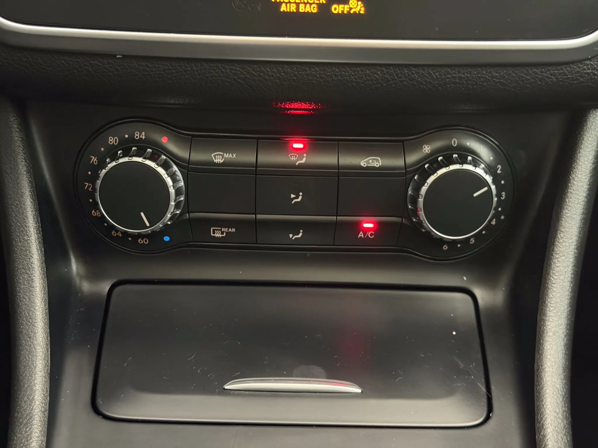 Used 2015 Mercedes-Benz GLA 250 4MATIC image 38