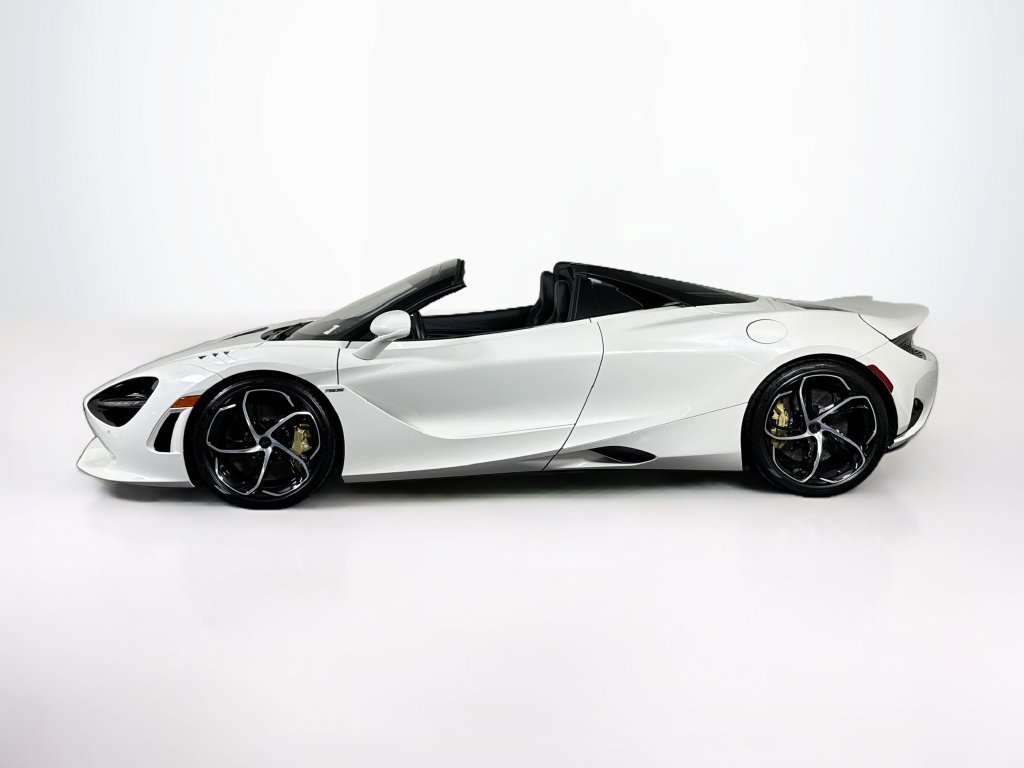 Used 2025 McLaren 750S Spider RWD image 2
