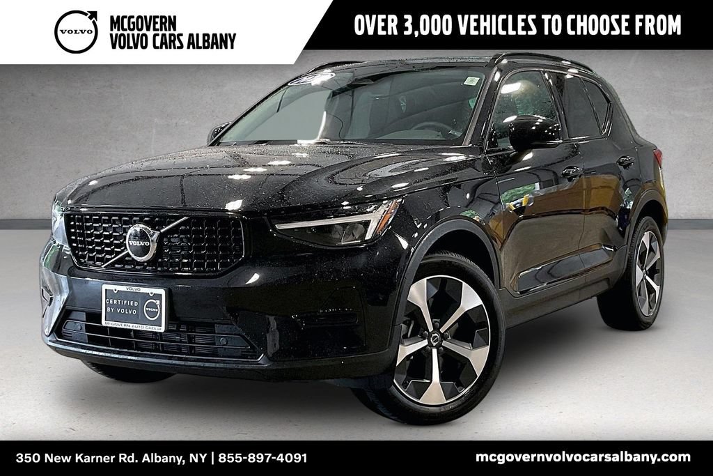 Certified 2024 Volvo XC40 B5 Core