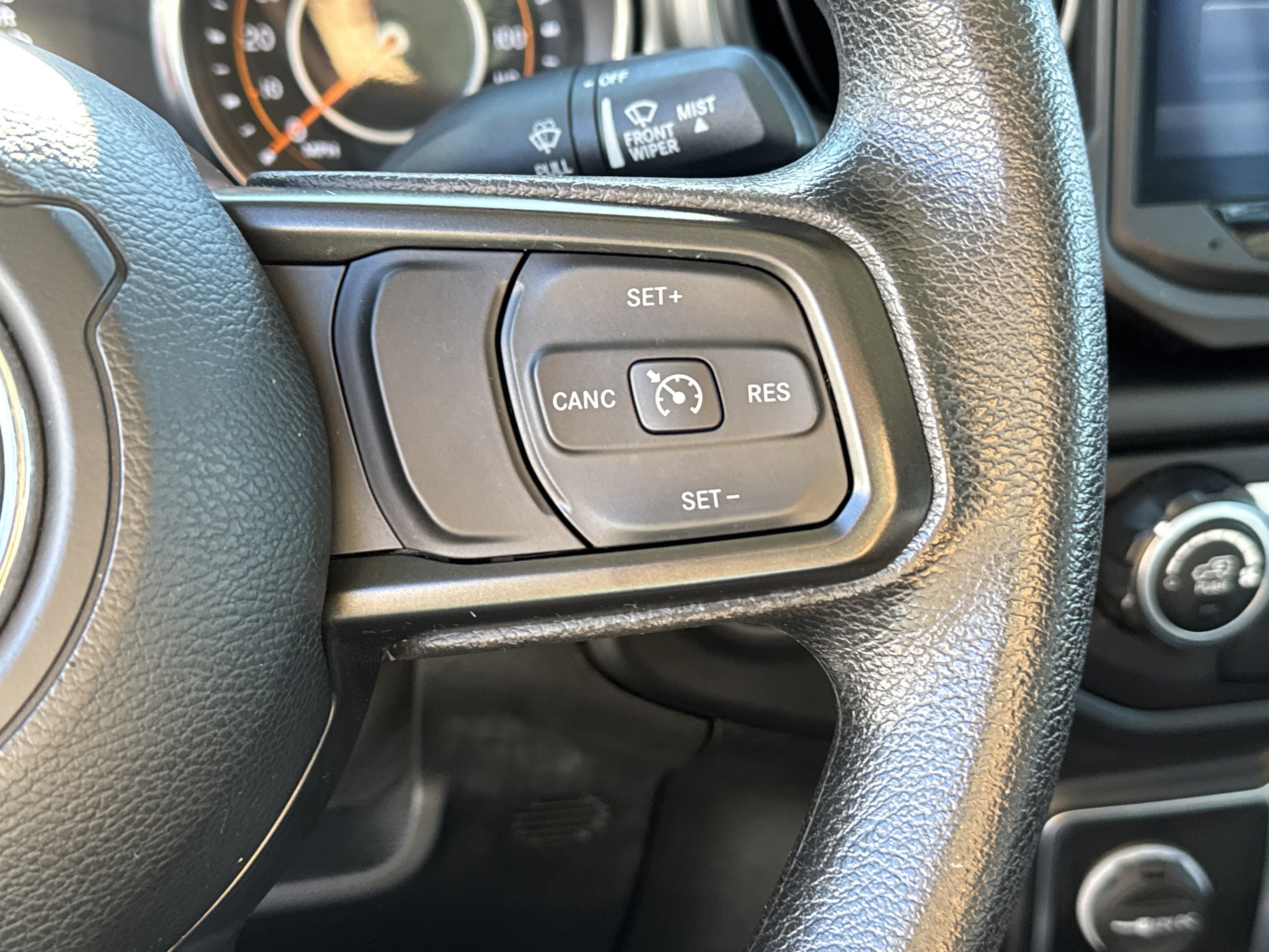 Used 2021 Jeep Gladiator Sport image 26