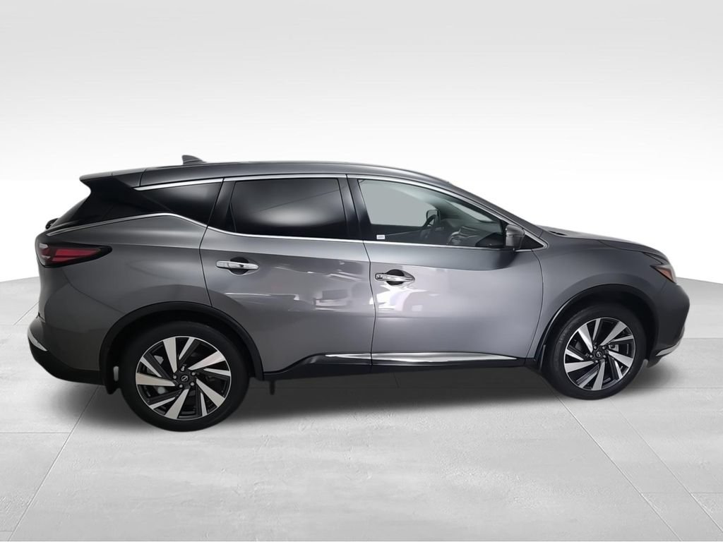 Used 2024 Nissan Murano SL w/ Cargo Package FWD image 2