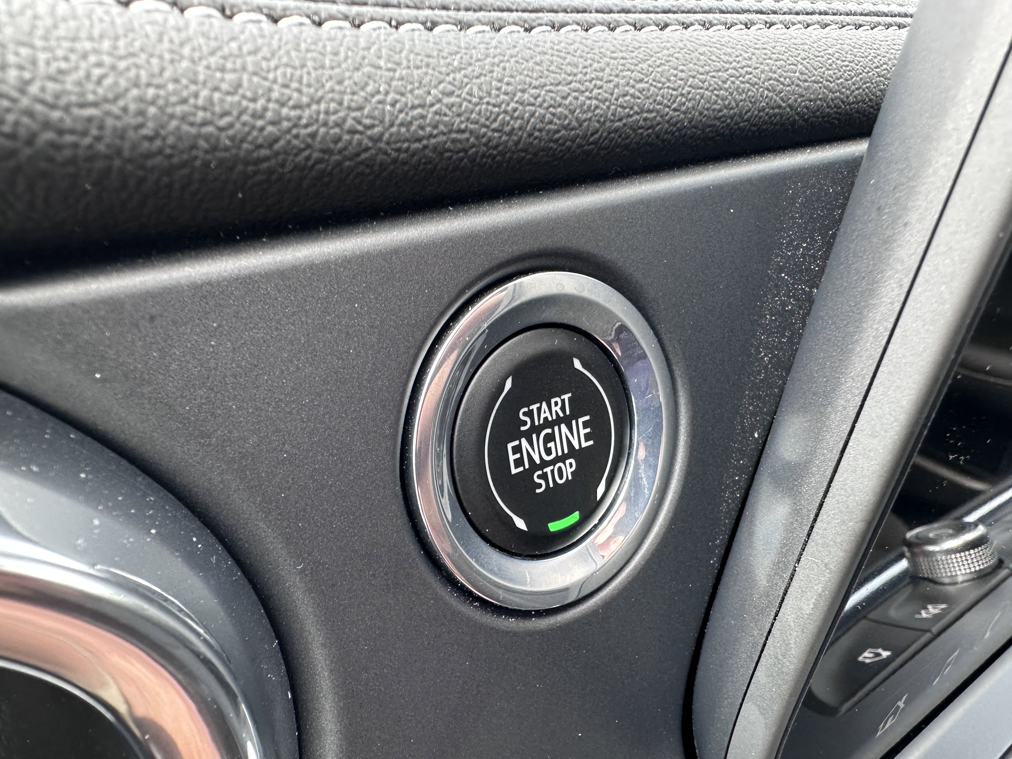 Used 2024 Chevrolet Blazer LT w/ Convenience Package image 24