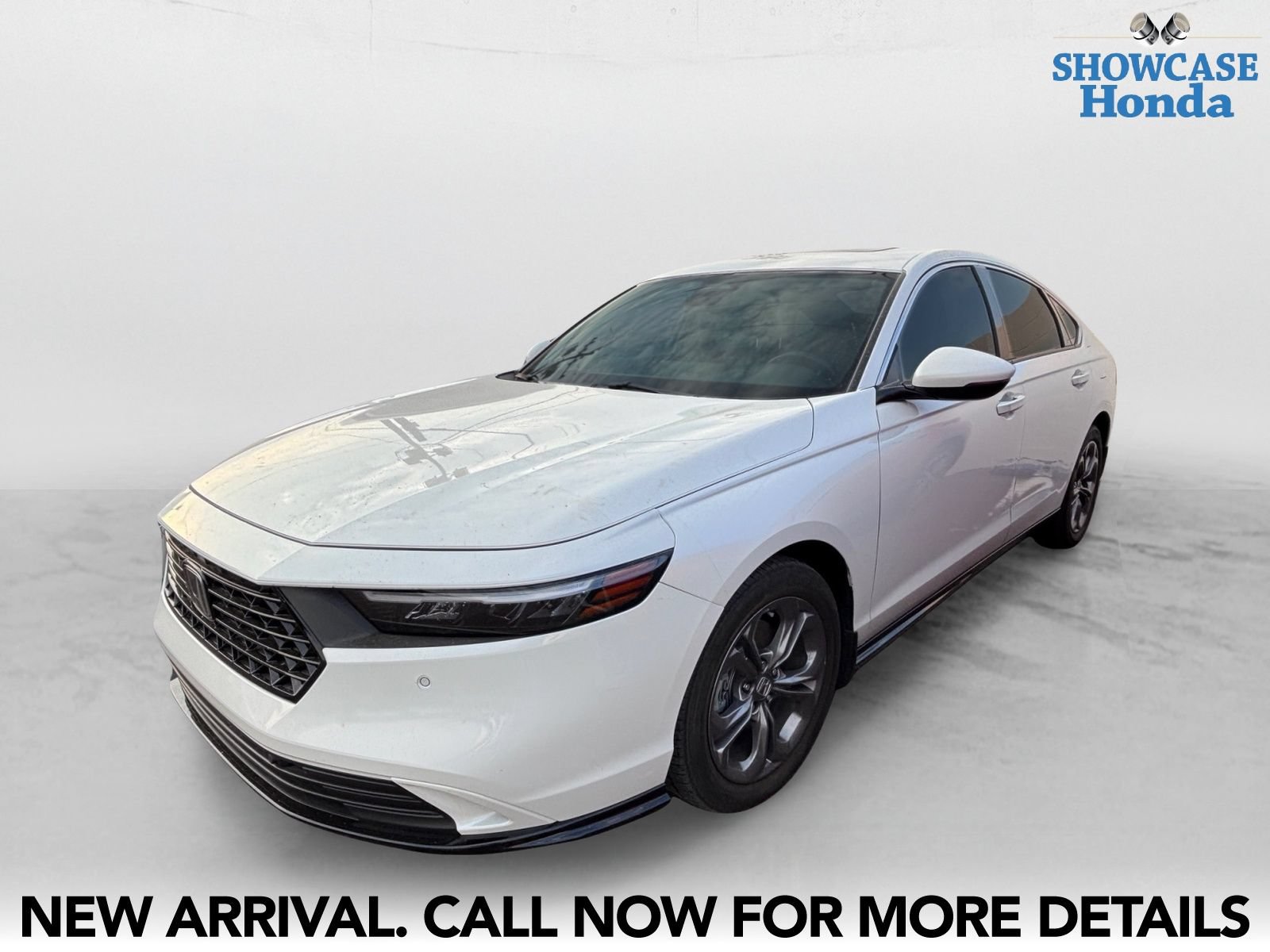 Used 2023 Honda Accord EX-L image 2