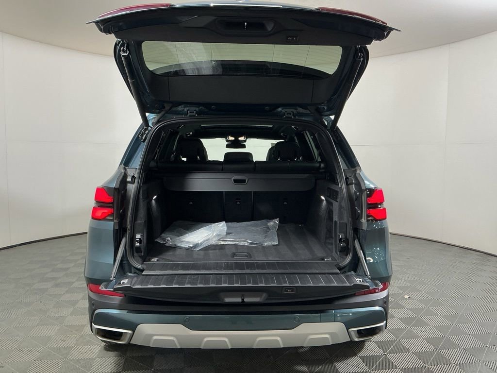 Certified 2025 BMW X5 sDrive40i w/ Parking Assistance Package RWD image 28