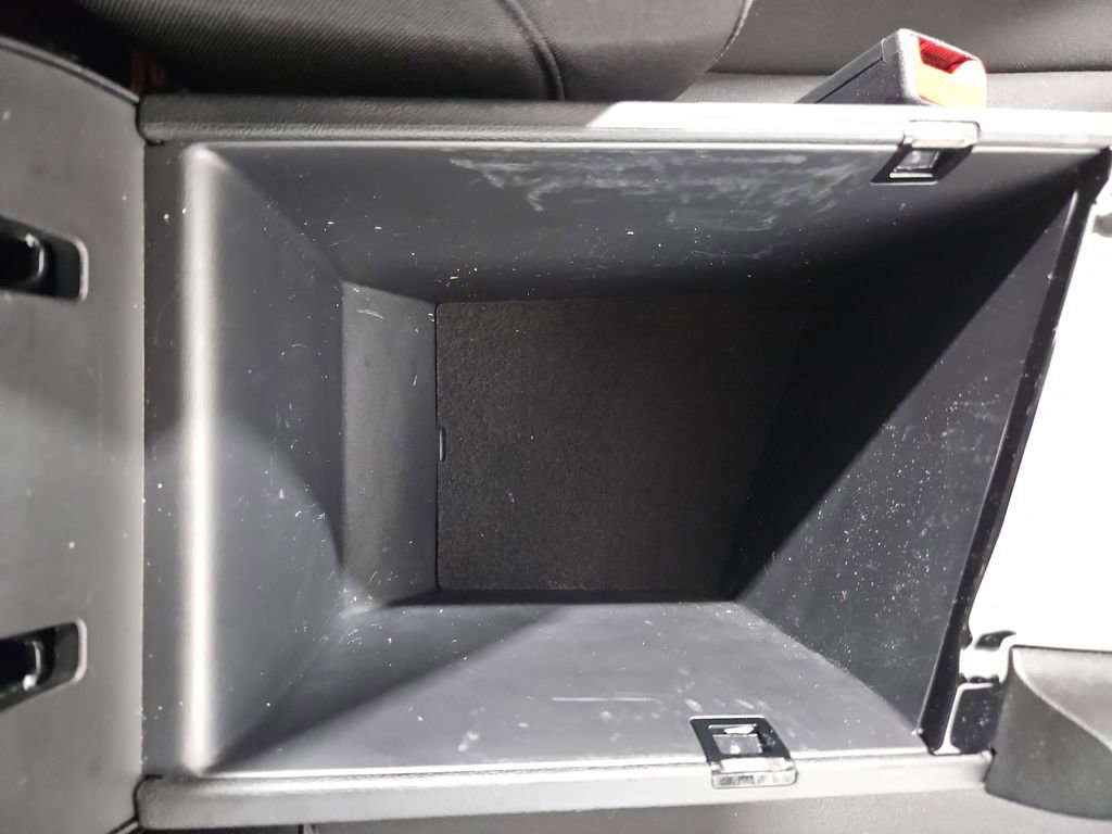 Certified 2025 Hyundai Elantra Blue FWD image 25