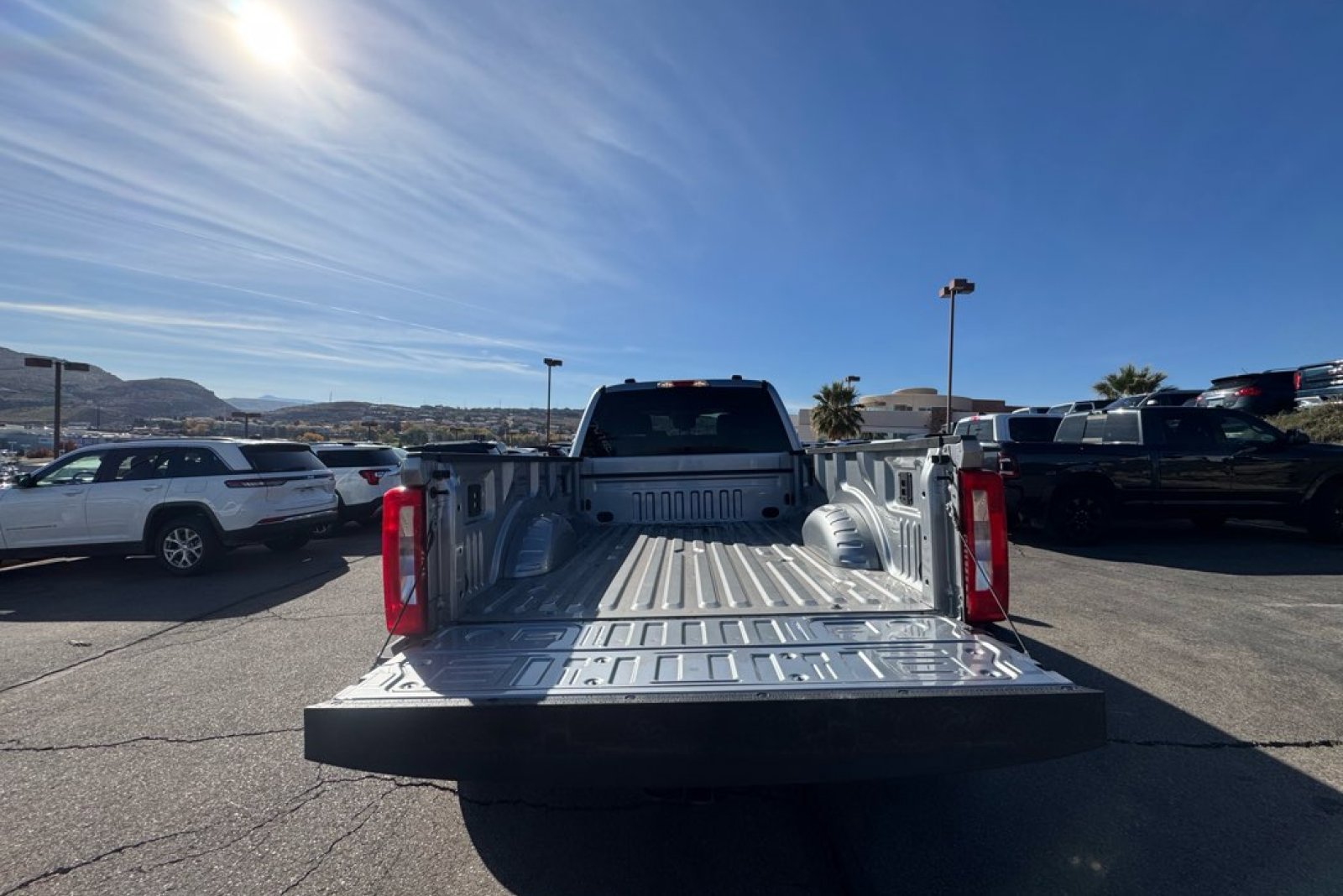Used 2024 Ford F350 XLT image 4