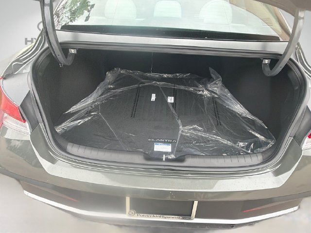 New 2026 Hyundai Elantra SEL Sport FWD image 27