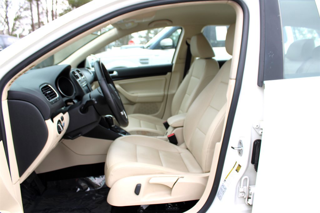 Used 2013 Volkswagen Jetta TDI image 14