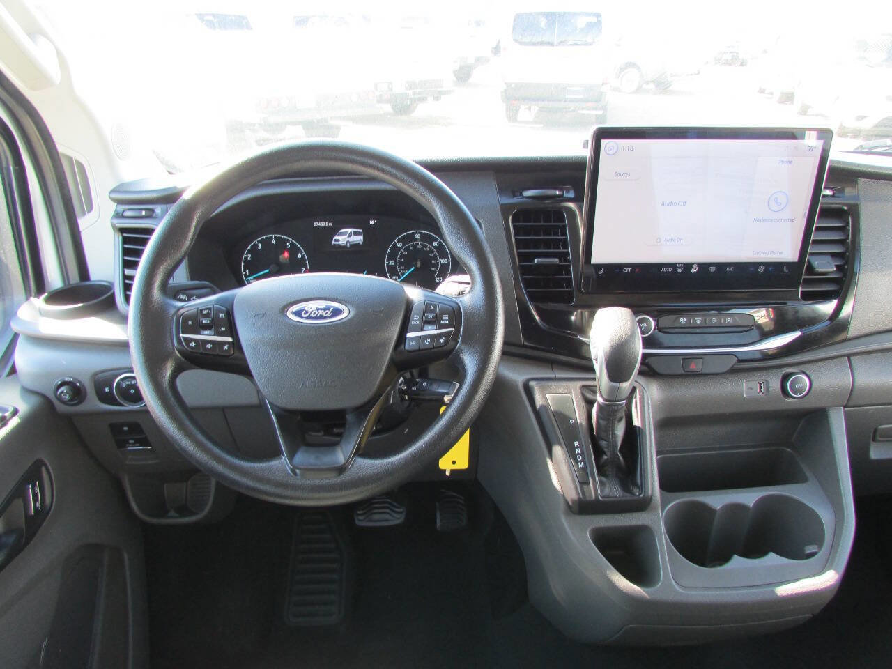 Used 2023 Ford Transit 350 XLT image 18