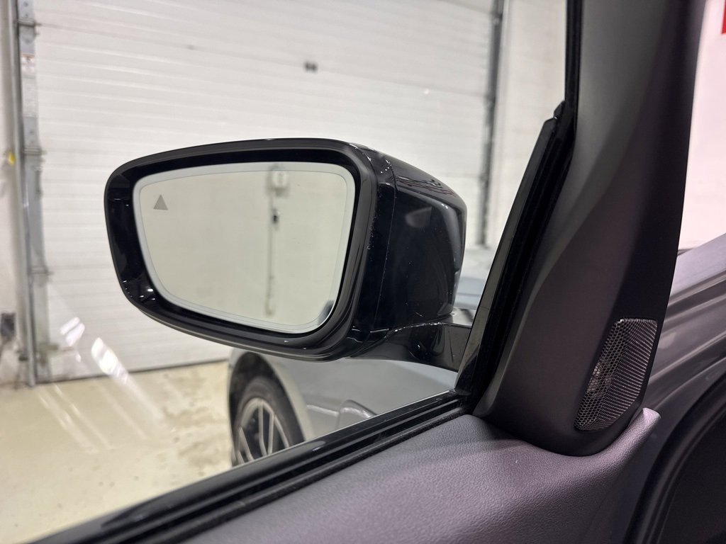 Used 2023 BMW 330e xDrive w/ M Sport Package image 14