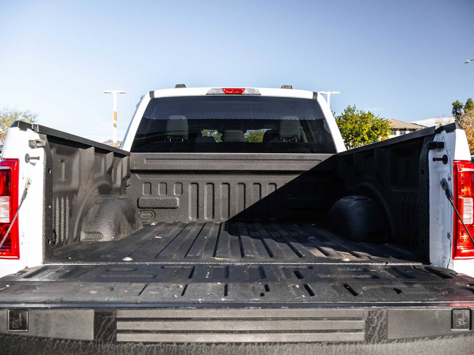 Used 2022 Ford F150 XLT w/ Equipment Group 301A Mid image 14