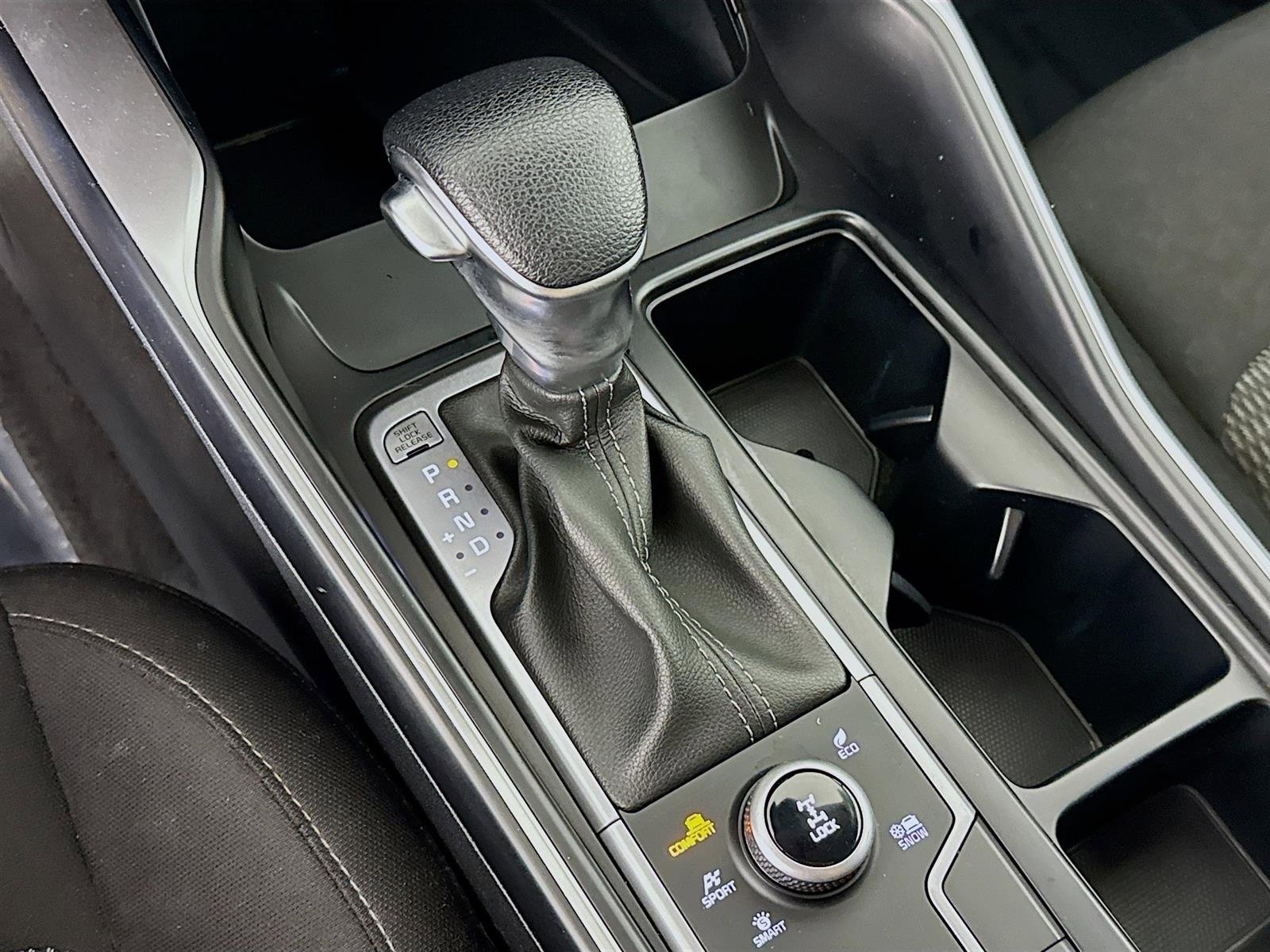 Certified 2022 Kia Sorento LX image 17