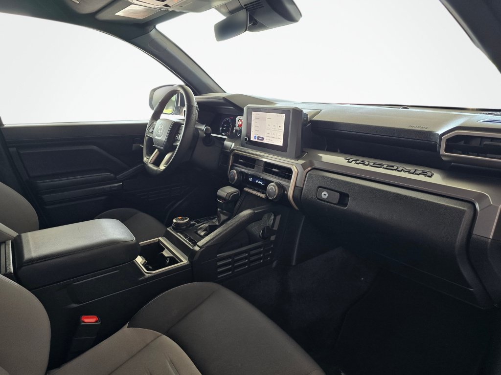 Used 2024 Toyota Tacoma TRD Off-Road AWD/4WD image 43