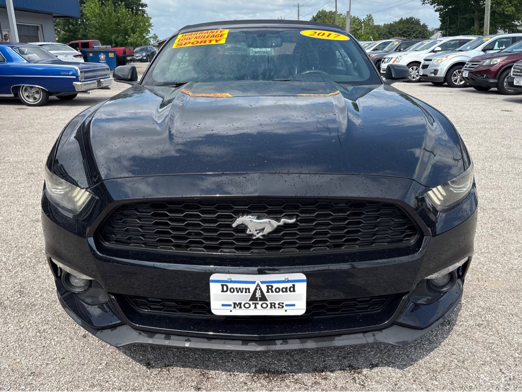 Used 2017 Ford Mustang Premium RWD image 9