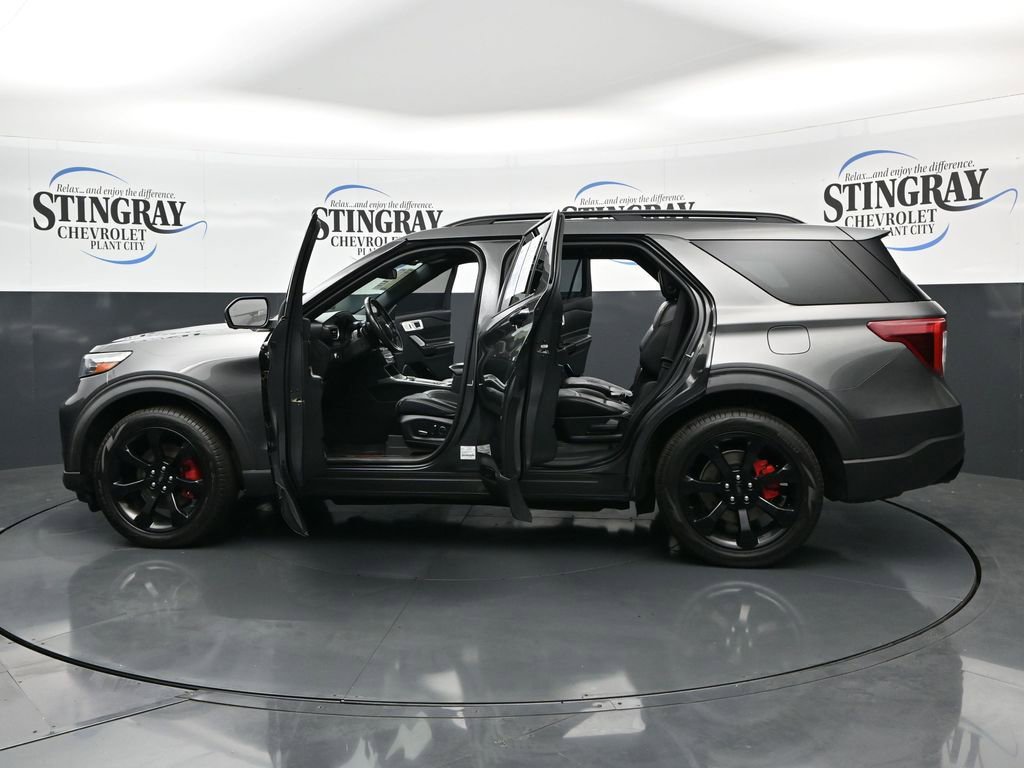 Used 2020 Ford Explorer ST w/ ST Street Pack image 28