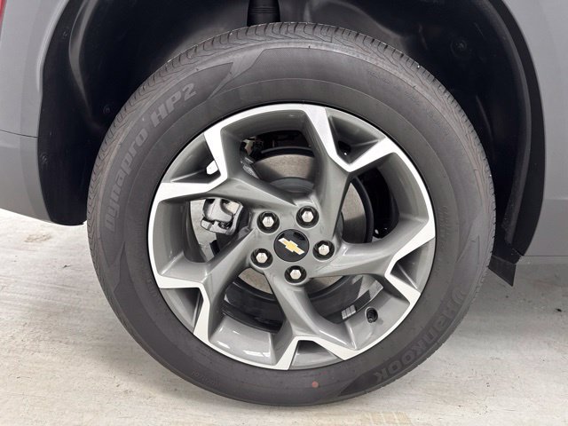 Used 2024 Chevrolet Trax LT FWD image 32