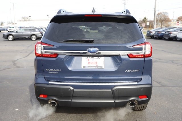 Certified 2025 Subaru Ascent Premium w/ Premium Package image 4