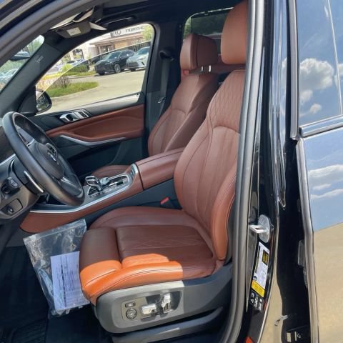 Used 2023 BMW X5 M50i w/ Executive Package AWD/4WD image 2
