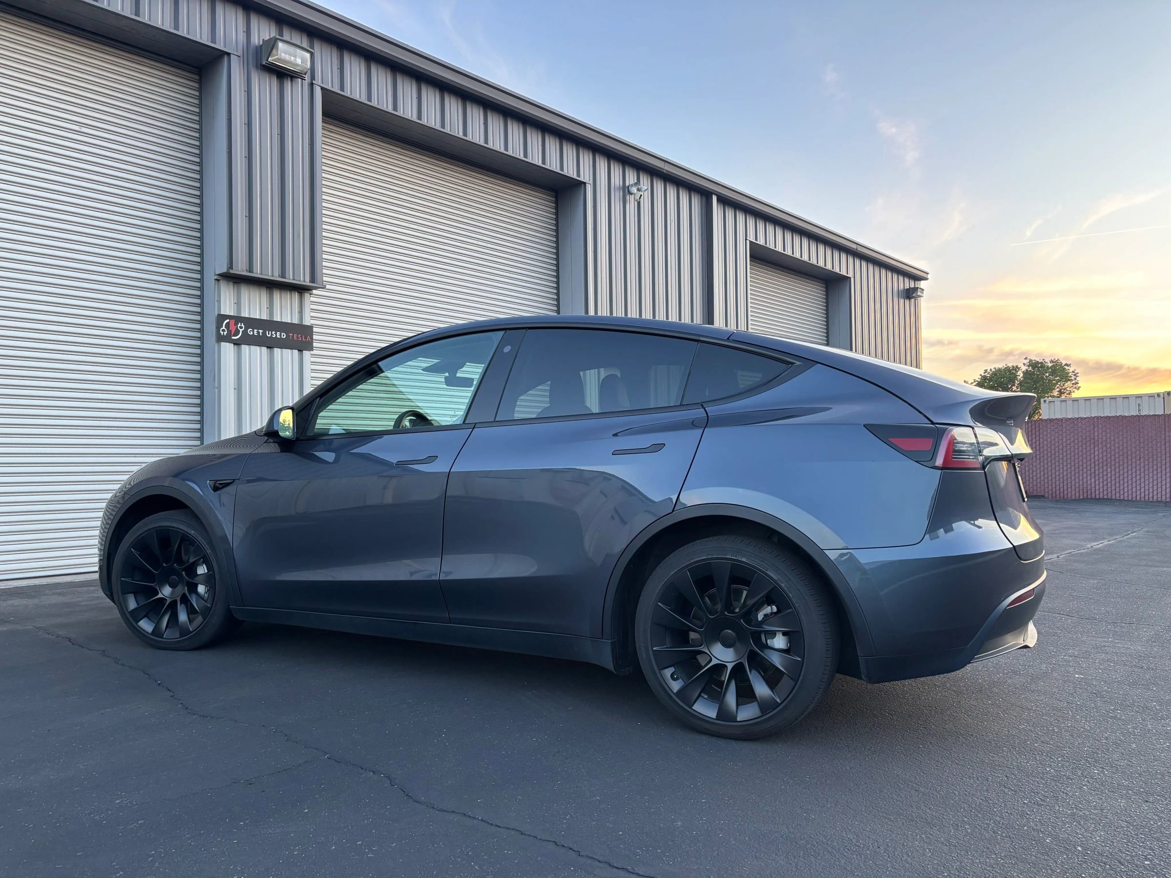 Used 2023 Tesla Model Y Long Range AWD/4WD image 9