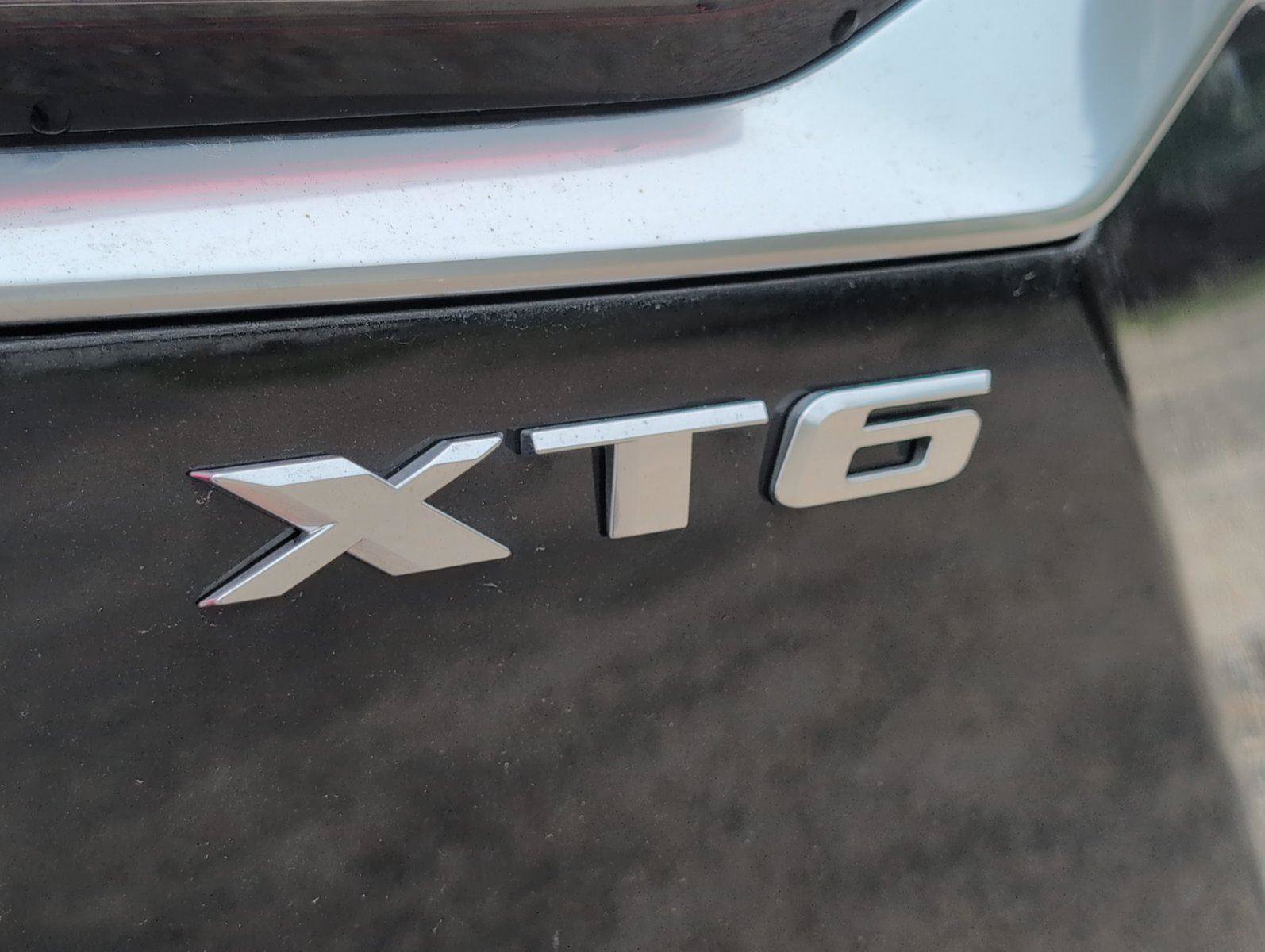 Certified 2024 Cadillac XT6 Luxury FWD image 6
