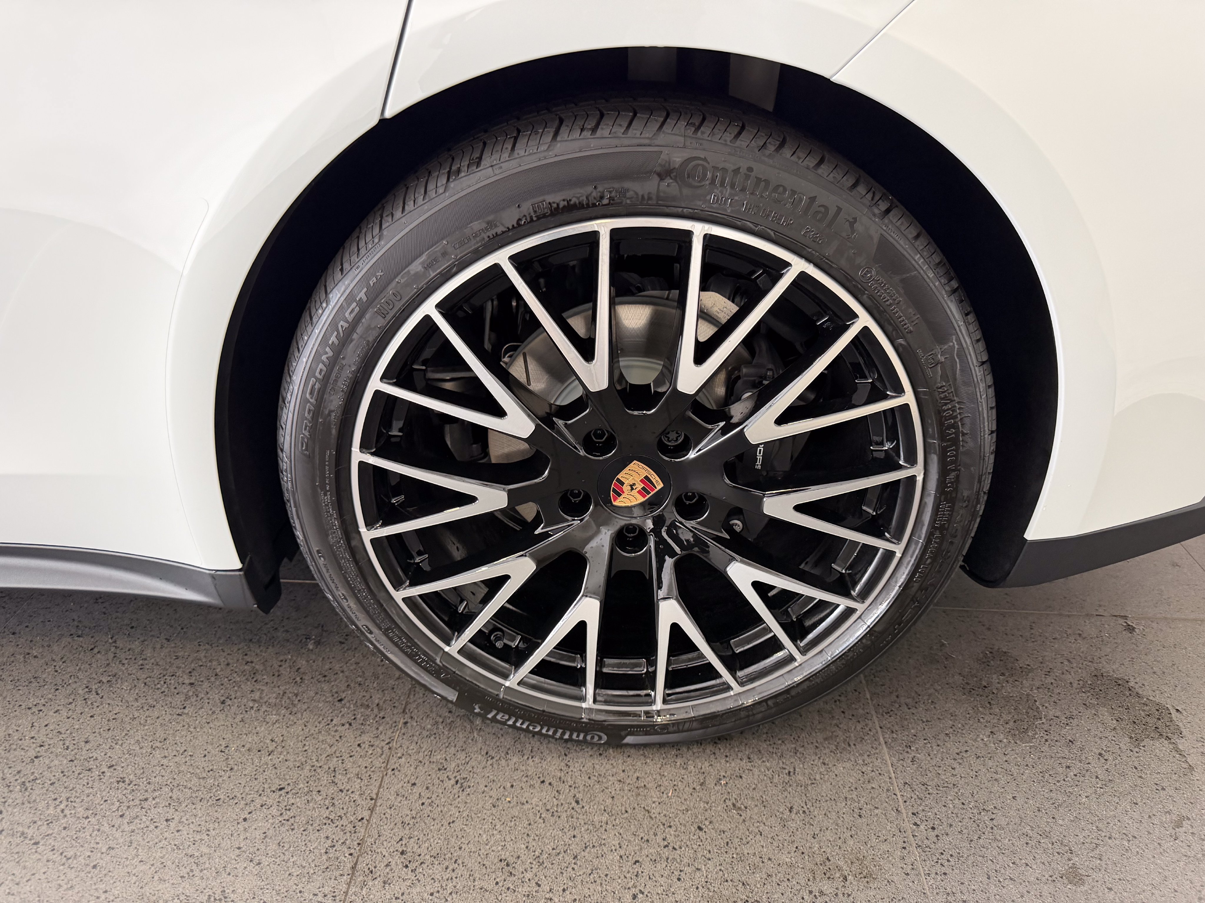 New 2026 Porsche Panamera 4 AWD/4WD image 11
