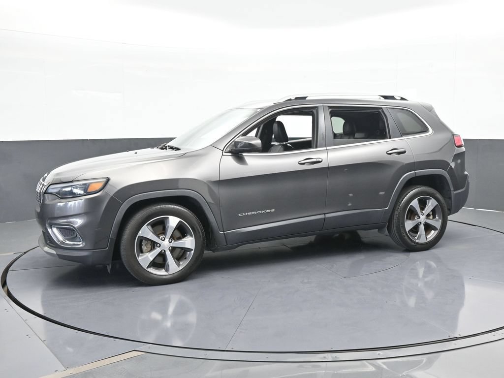 Used 2019 Jeep Cherokee Limited FWD image 2