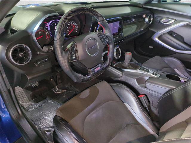 Used 2019 Chevrolet Camaro SS RWD image 10