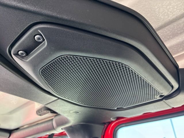 Used 2022 Jeep Wrangler Unlimited Rubicon w/ Cold Weather Group image 30