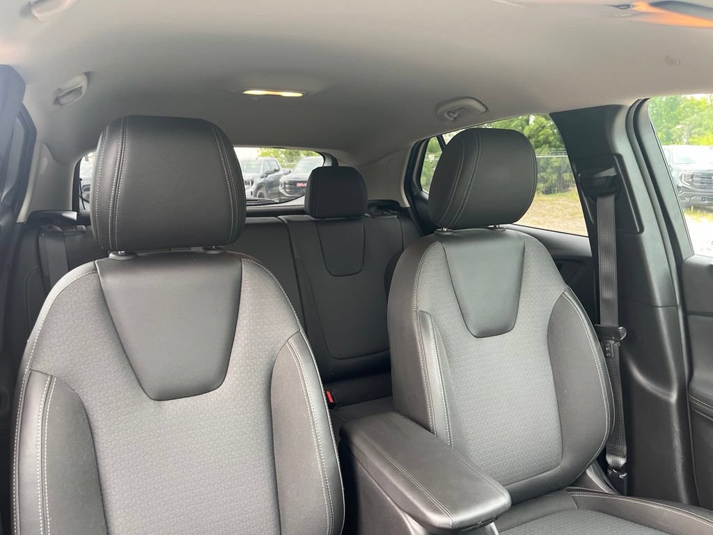 Used 2024 Buick Encore GX Preferred FWD image 35