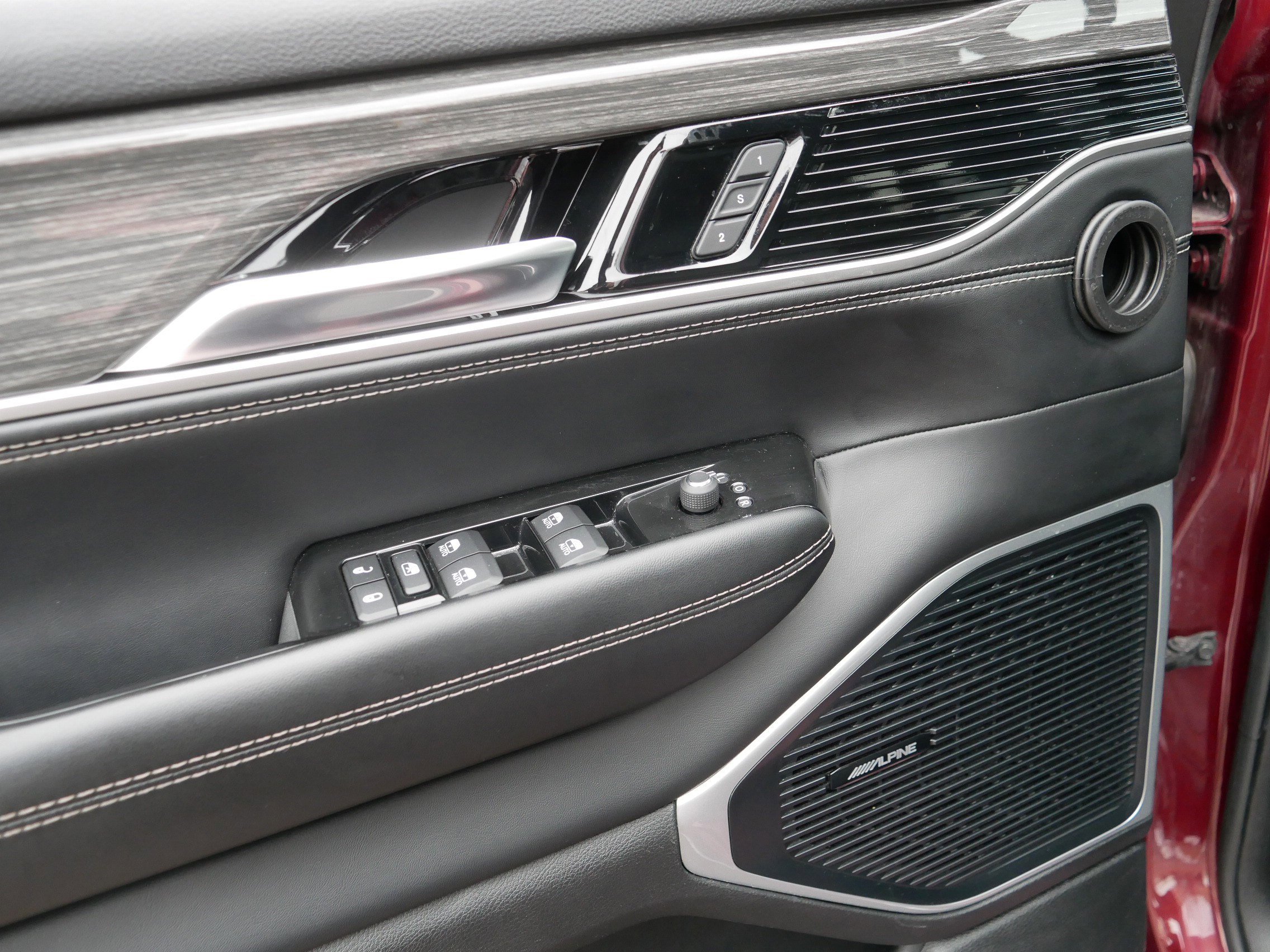 Used 2022 Jeep Wagoneer Series II image 19