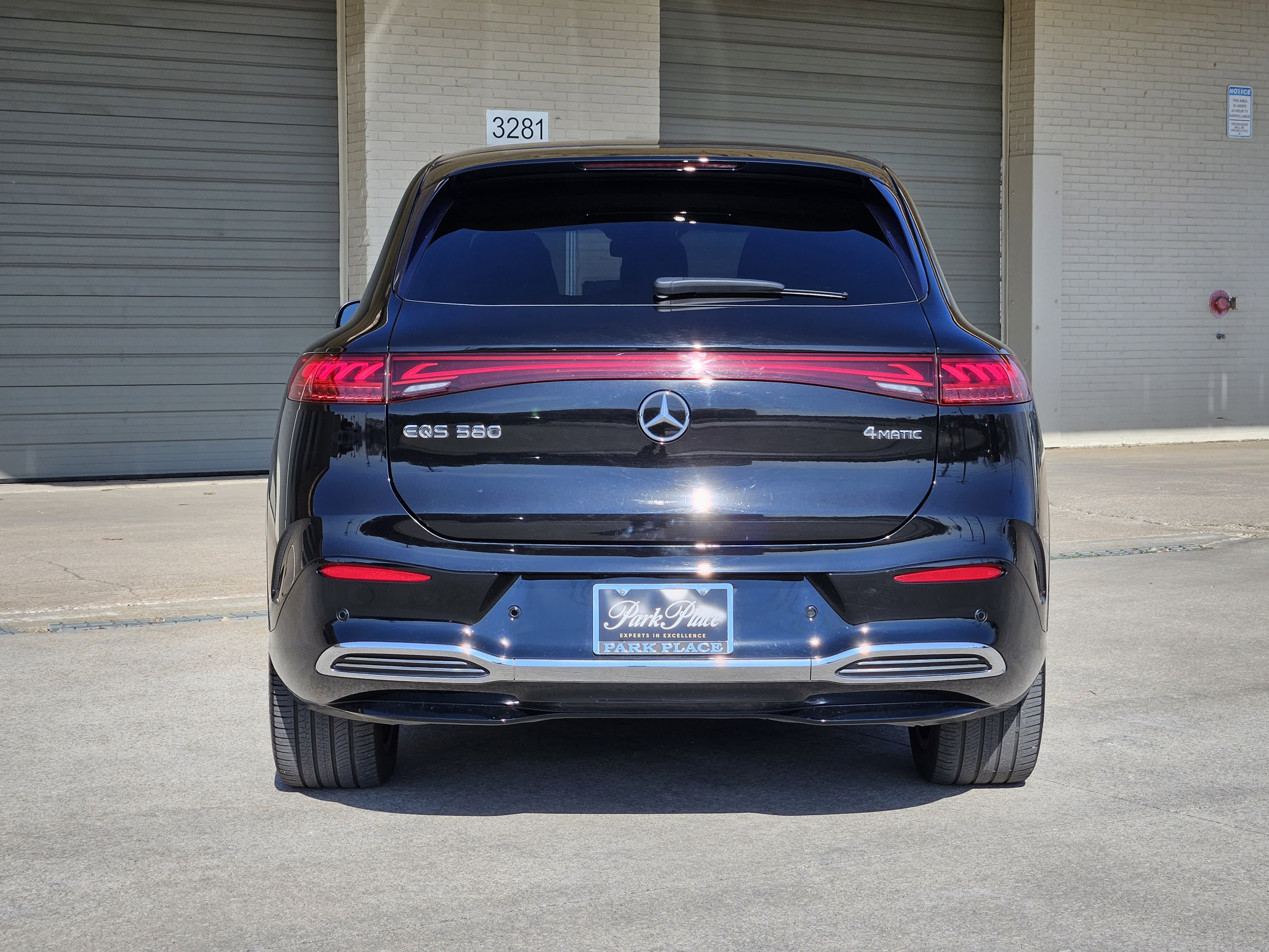 Used 2023 Mercedes-Benz EQS 580 4MATIC SUV image 7