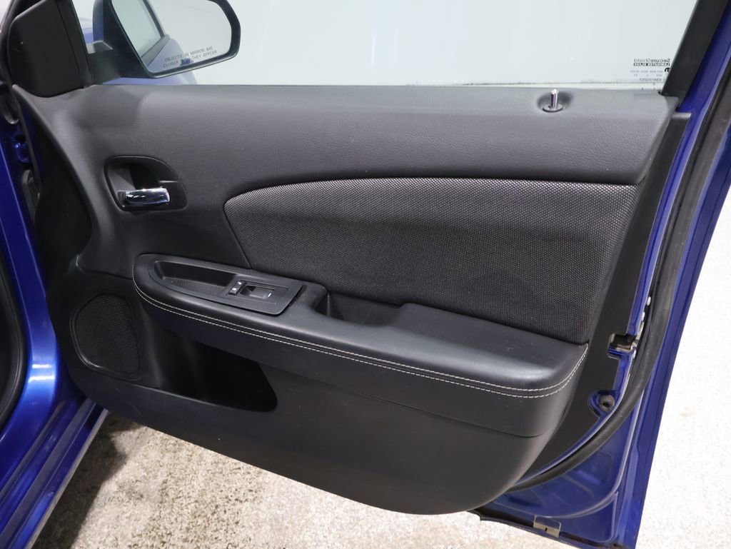 Used 2014 Dodge Avenger SE image 22