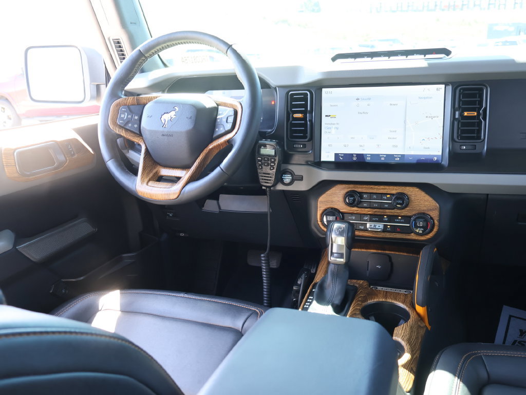 Certified 2023 Ford Bronco Badlands w/ Sasquatch Package AWD/4WD image 14