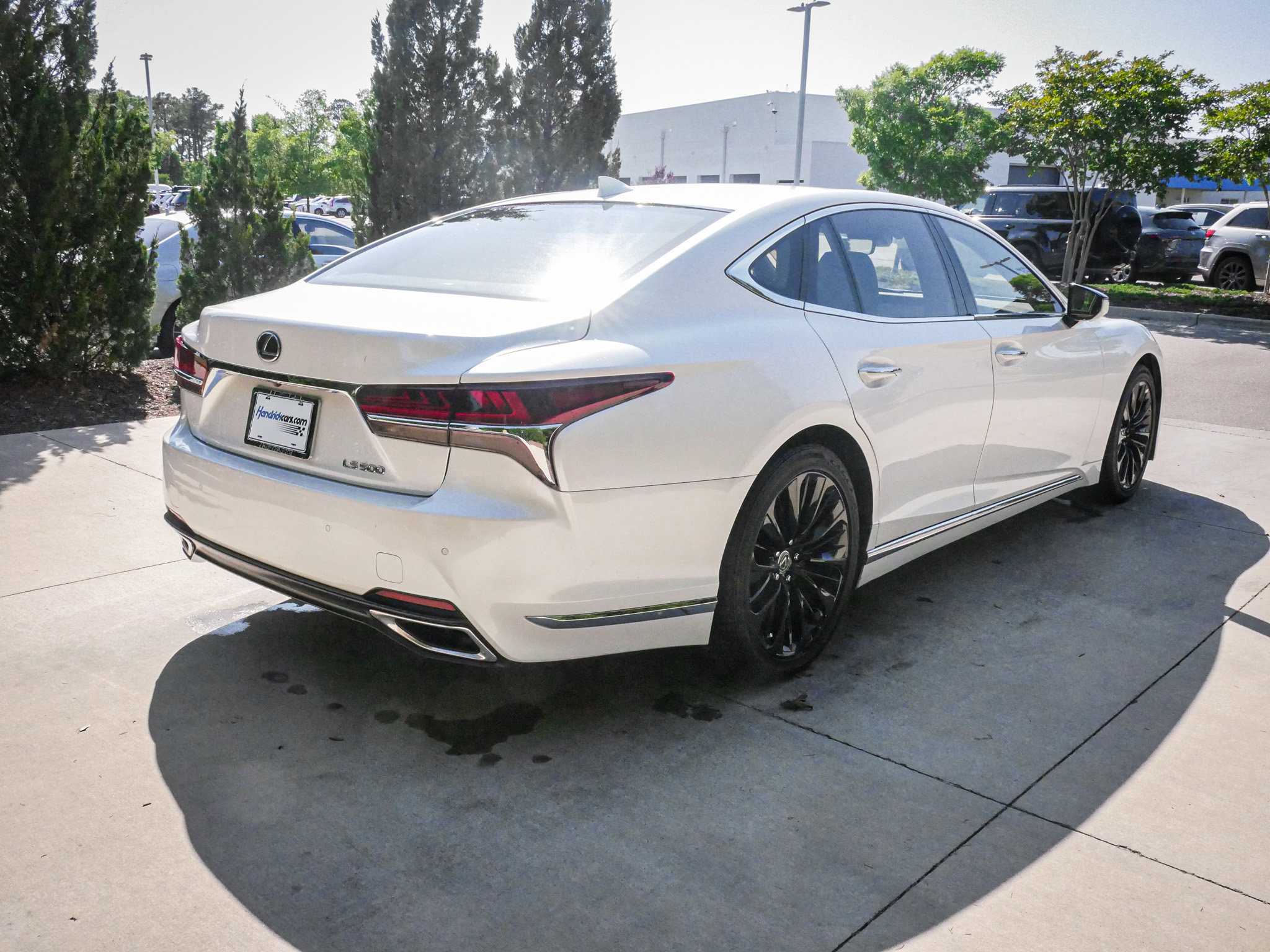 Used 2020 Lexus LS 500 w/ Interior Upgrade Package RWD image 10