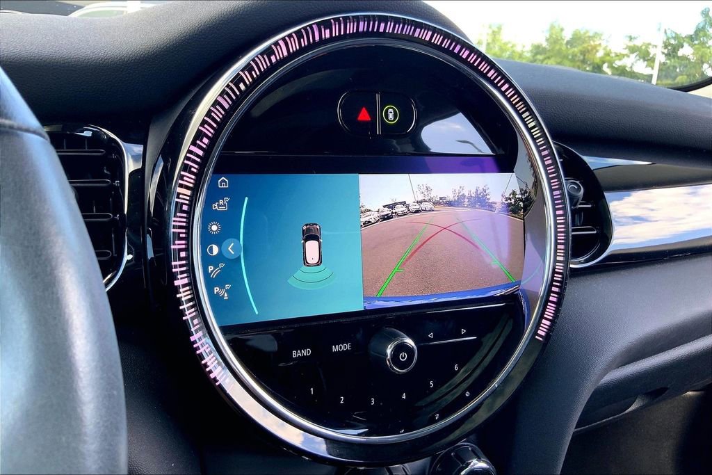 Certified 2024 MINI Cooper SE image 22