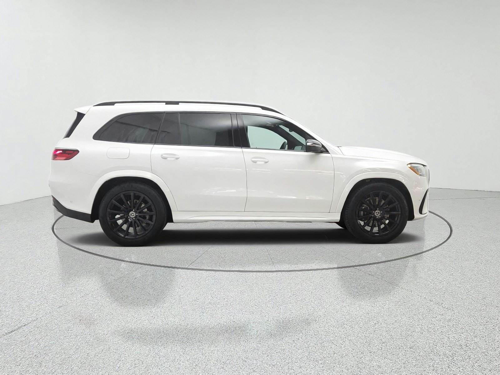 Certified 2024 Mercedes-Benz GLS 450 4MATIC image 4