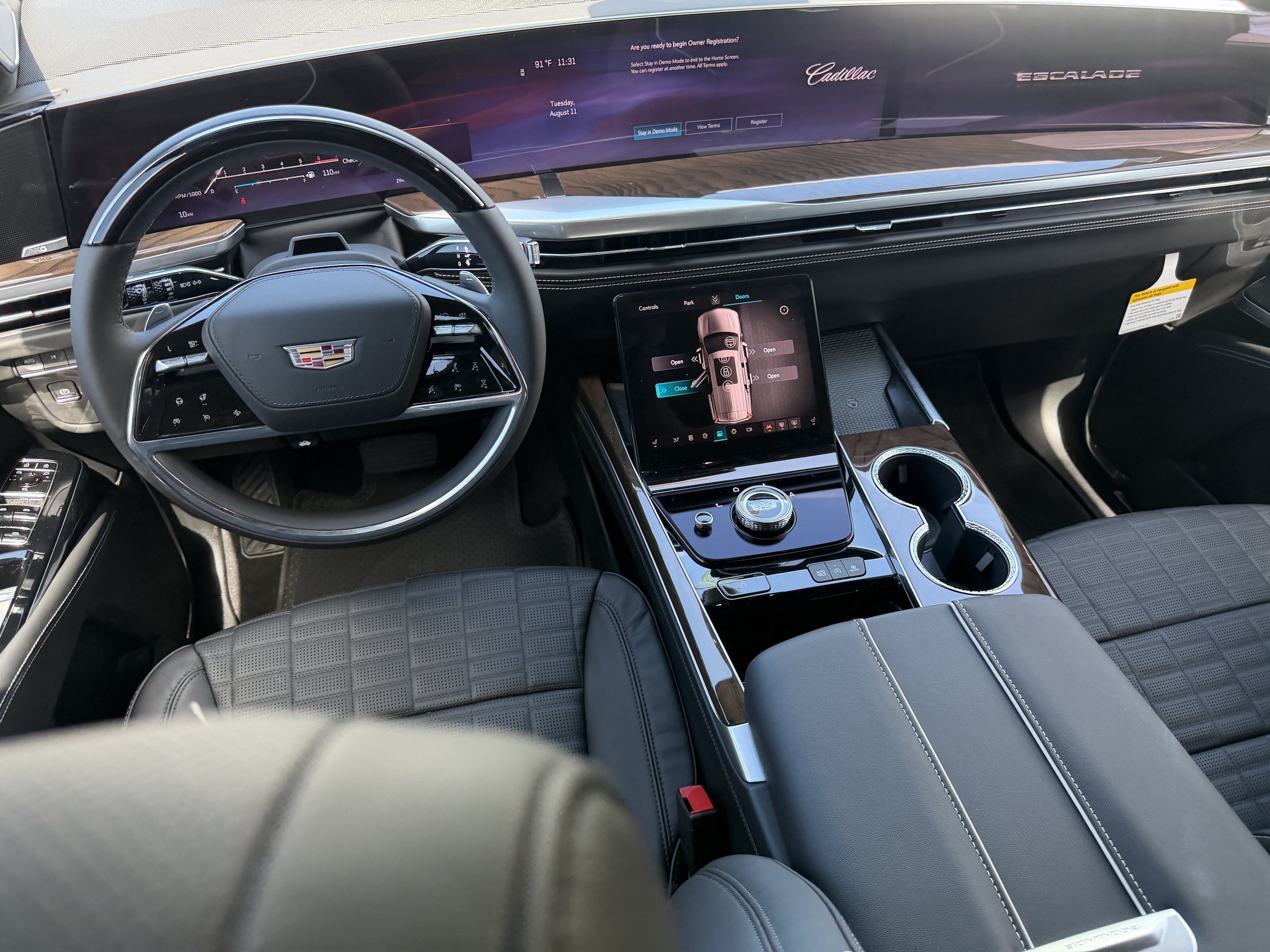 New 2026 Cadillac Escalade Platinum Sport AWD/4WD image 13