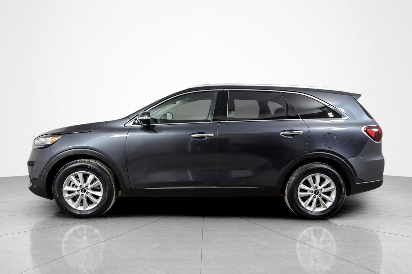 Used 2019 Kia Sorento L w/ Option Group 020 image 2