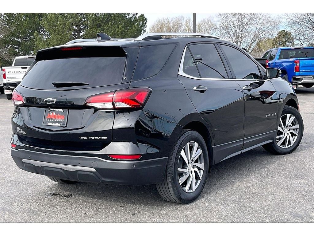 Used 2023 Chevrolet Equinox Premier AWD/4WD image 15