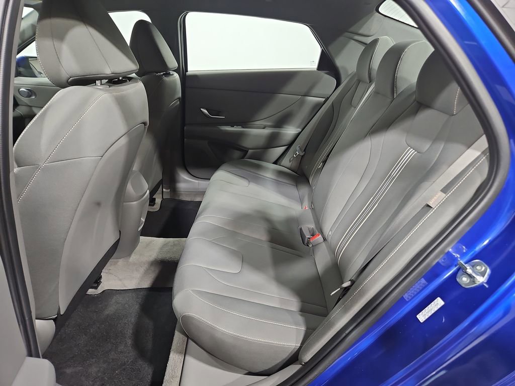 Certified 2024 Hyundai Elantra SEL image 26