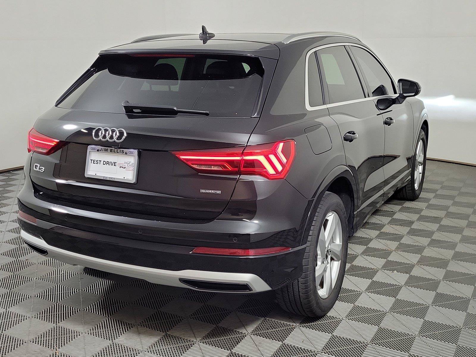 Used 2021 Audi Q3 2.0T Premium AWD/4WD image 6
