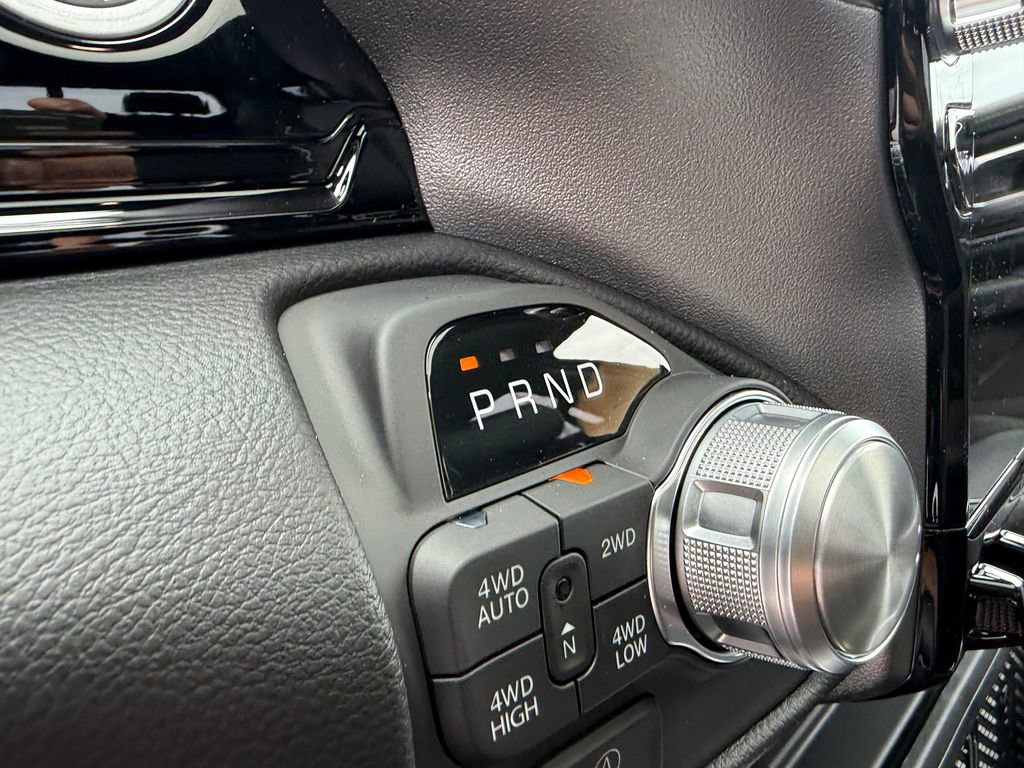 New 2026 RAM 1500 Laramie AWD/4WD image 25