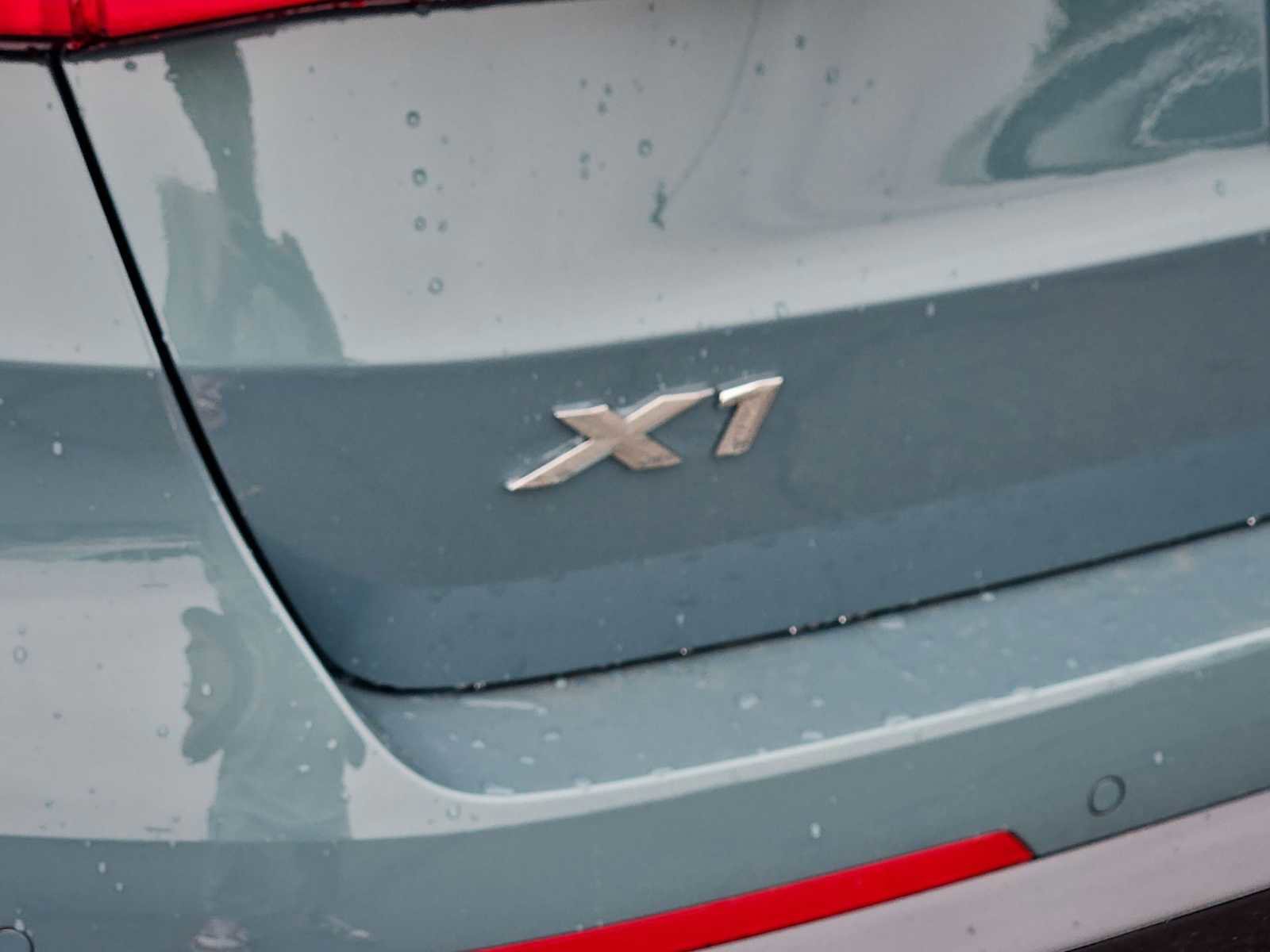 Used 2025 BMW X1 xDrive28i w/ Convenience Package image 12